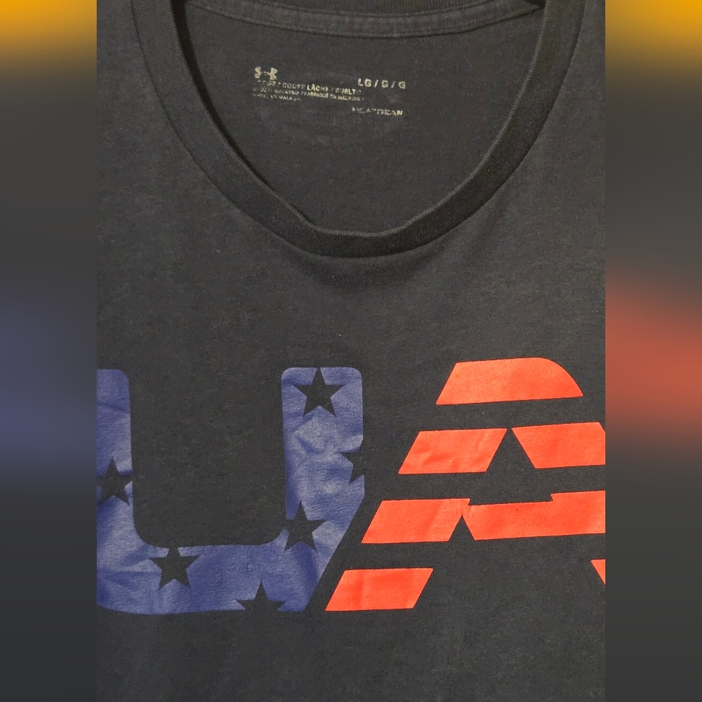 HOST PICK! 🎉🎊Under Armour Navy Tee with Red & Blue Logo SzL - Picture 4 of 7